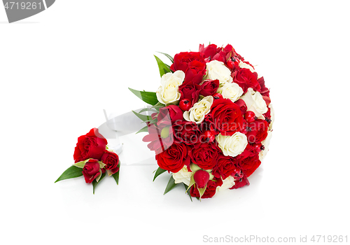 Image of bridal bouquet with red and white roses