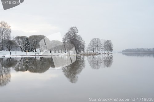Image of park on the shore of Lake Tuusula at the beginning of winter in 