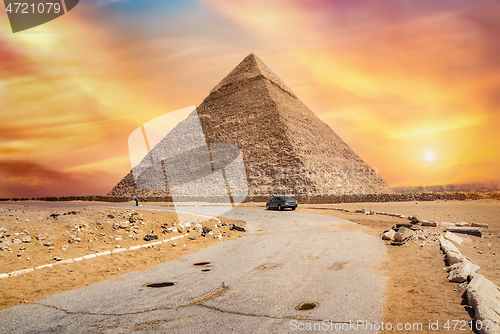 Image of Road to Khafre pyramid