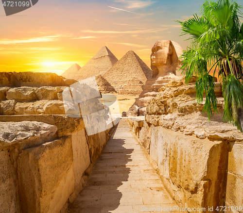 Image of Sunshine over Giza