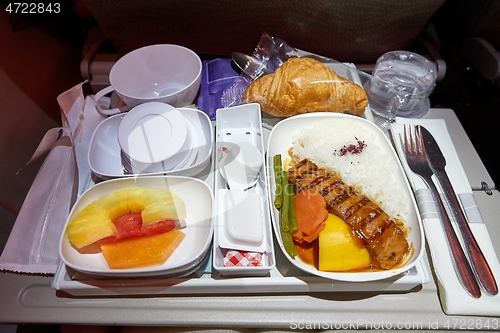 Image of Airline food on the tray