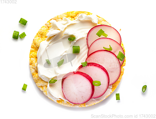 Image of gluten free corn cake with cream cheese