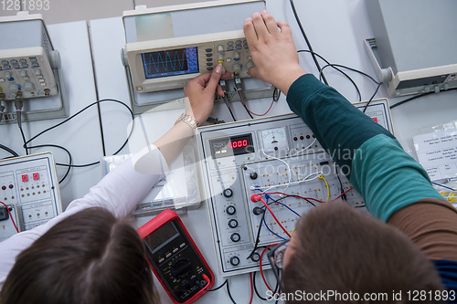 Image of students doing practice in the electronic classroom top view