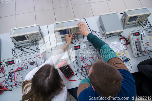 Image of students doing practice in the electronic classroom top view