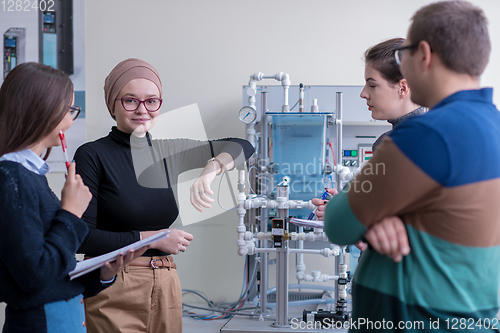 Image of young students doing practice in the electronic classroom