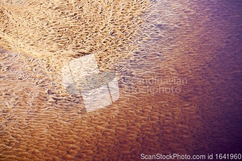 Image of Red Wavy sand texture