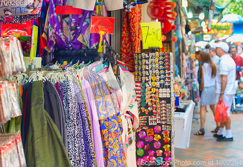 Image of People at Chinatown market, Singapore