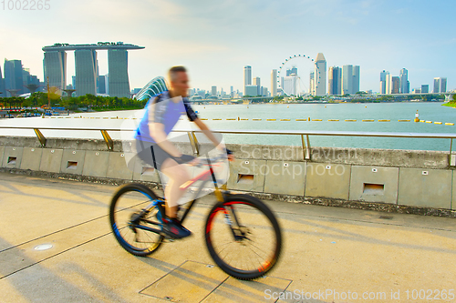 Image of Singapore healthy lifestyle bike riding