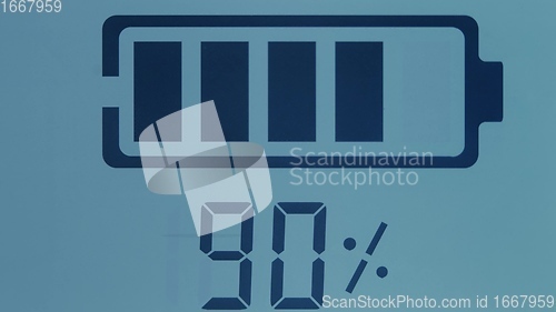 Image of Charger displayin battery at 90 percent