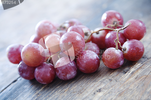 Image of red grapes