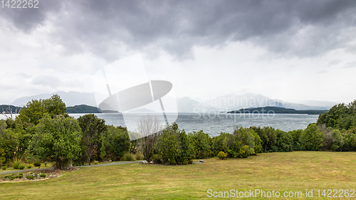 Image of lake Wakatipu in south New Zealand