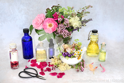 Image of Aromatherapy Essential Oils Preparation