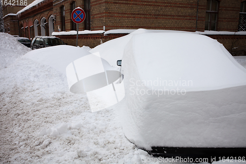 Image of Snow covered cars