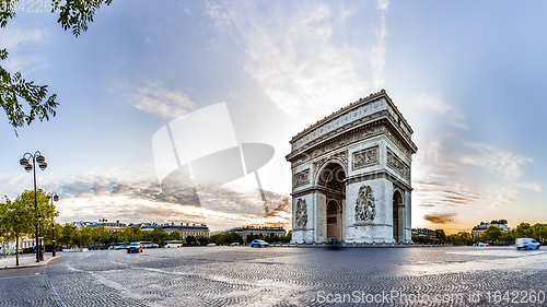 Image of Paris Triumphal Arch the Arc de Triomphe de l\'Etoile, France