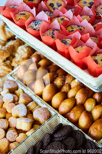 Image of variety of baked goods, bakery, photo icon for basic food, freshness and variety of goods