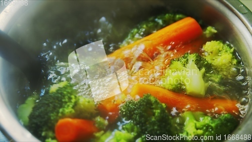 Image of Vegetables boiling in hot water