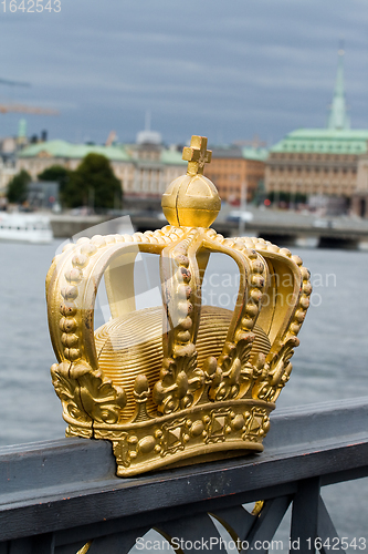 Image of Golden crown on the bridge
