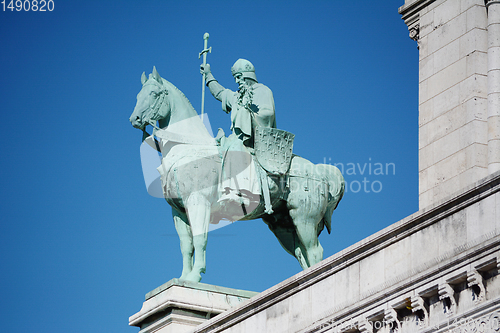 Image of Bronze statue of King Saint Louis IX on exterior of the Sacre Co