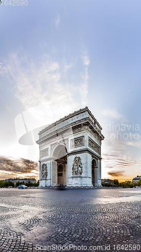 Image of Paris Triumphal Arch the Arc de Triomphe de l\'Etoile, France