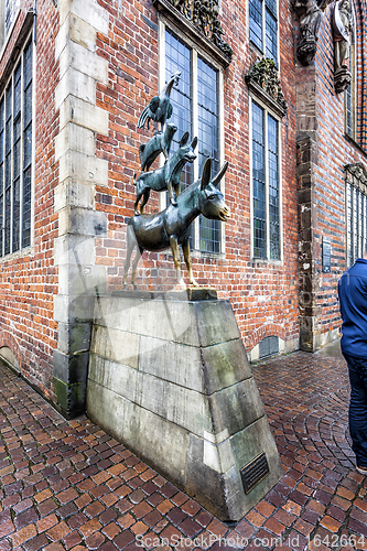 Image of Famous statue of the four Bremen musicians