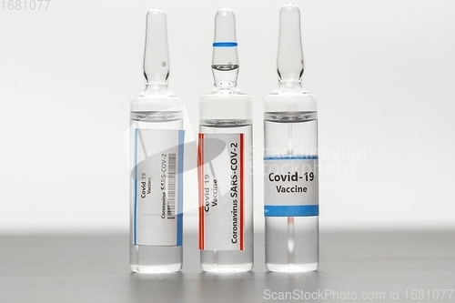 Image of Vaccine for virus in small bottles