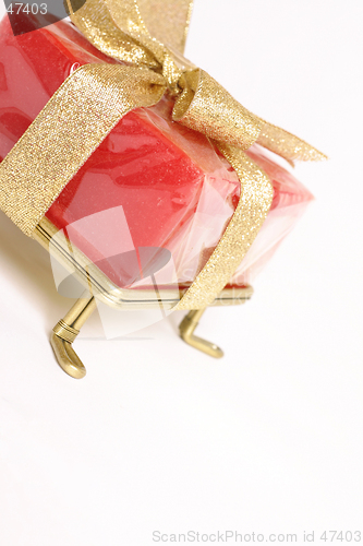 Image of Gift Angled