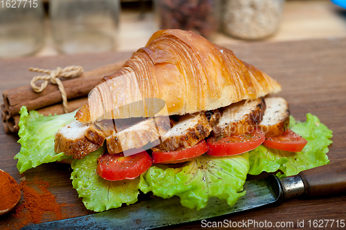Image of savory croissant brioche bread with chicken breast 