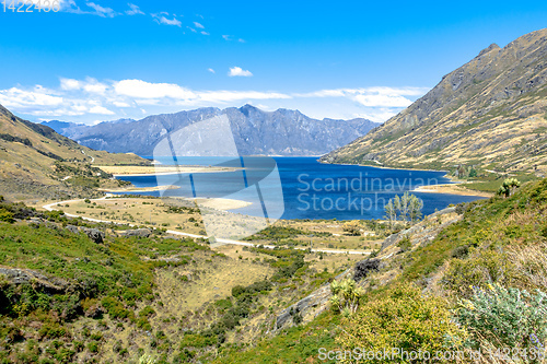 Image of lake Wanaka; New Zealand south island