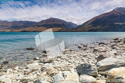 Image of lake Wanaka; New Zealand south island