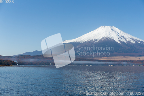 Image of Mount Fuji and Lake Yamanaka