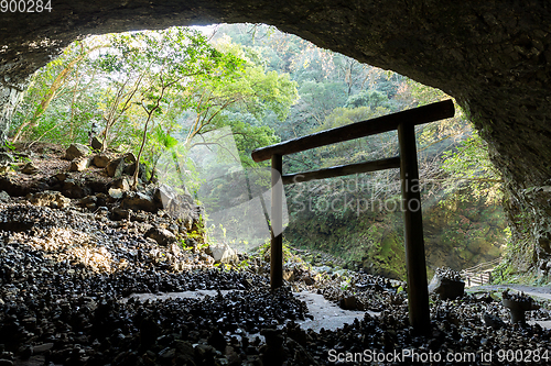 Image of Torii in the cave