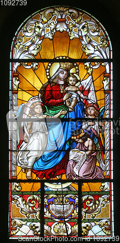 Image of Virgin Mary with baby Jesus and angels