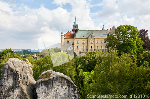 Image of sandstone rock near Hruba Skala renaissance castle