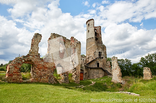 Image of ruins of renaissance castle Zviretice