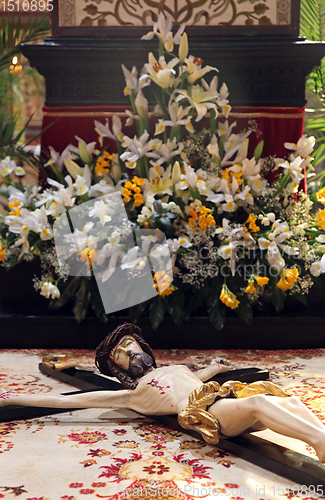 Image of The crucifix in front of God's tomb in the Zagreb Cathedral