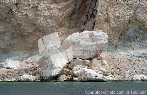 Image of Rock and sea