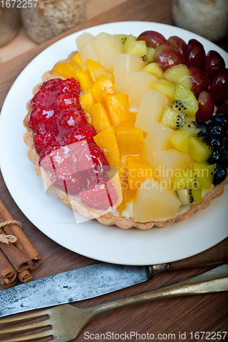 Image of fresh fruits cake pie