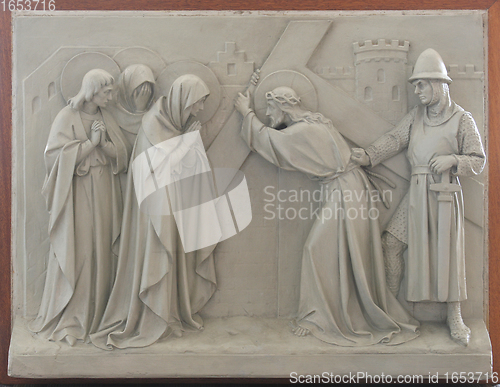 Image of 8th Stations of the Cross, Jesus meets the daughters of Jerusalem