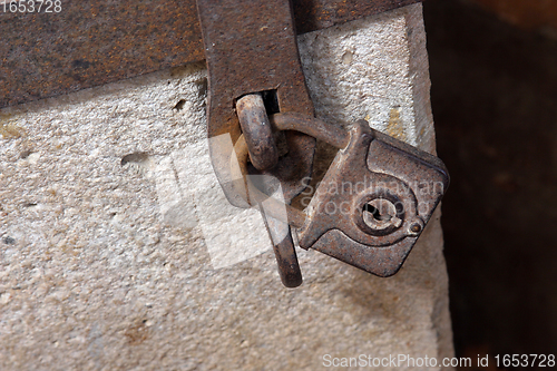 Image of Old rusty padlock