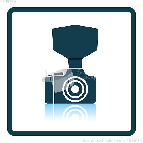 Image of Camera with fashion flash icon