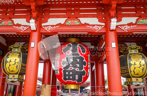Image of Lantern in Kaminarimon gate, Senso-ji temple, Tokyo, Japan