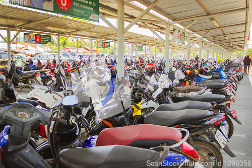 Image of Many residents of Bangkok use two-wheeled transport