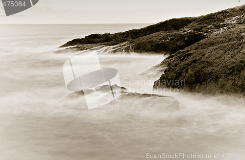 Image of water on rocks