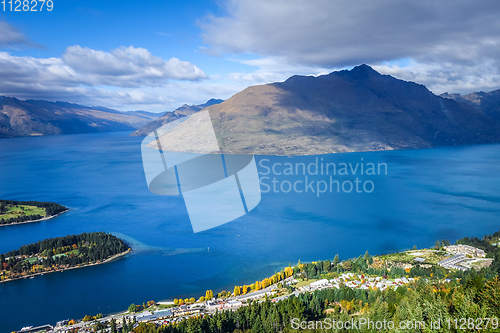 Image of Lake Wakatipu and Queenstown, New Zealand