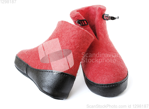 Image of Pair felt boot bright red color with an iron clasp