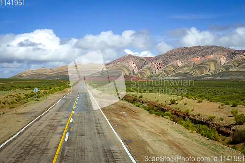 Image of Desert road in north Argentina quebrada