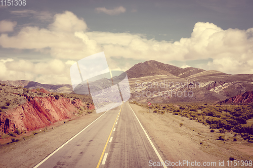 Image of Desert road in north Argentina quebrada