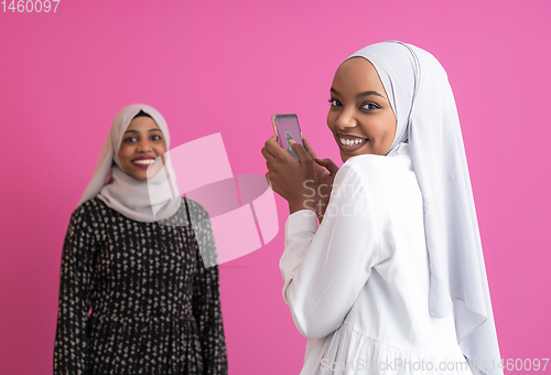 Image of girls taking self portrait