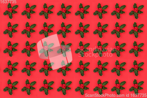 Image of Christmas Holly with Red Berries Pattern 