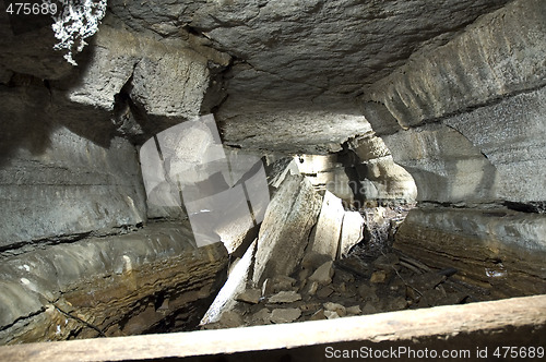 Image of Caves